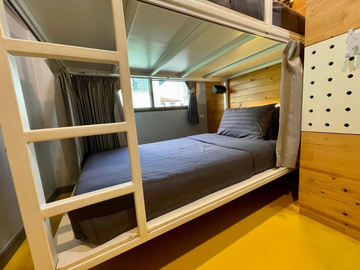 בנגקוק Pamahouse Boutique Hostel מראה חיצוני תמונה